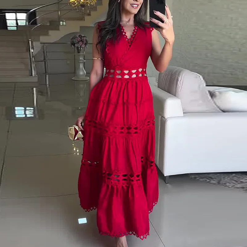Elegant Embroidery Solid Long Dresses Lace Women's V Neck Patchwork Party Dress Sexy Hollow Out Sleeveless Pleated Holiday Dress
Elegant Embroidery Solid Long Dresses Lace Women's V Neck Patchwork Party Dress Sexy Hollow Out Sleeveless Pleated Holiday Dress