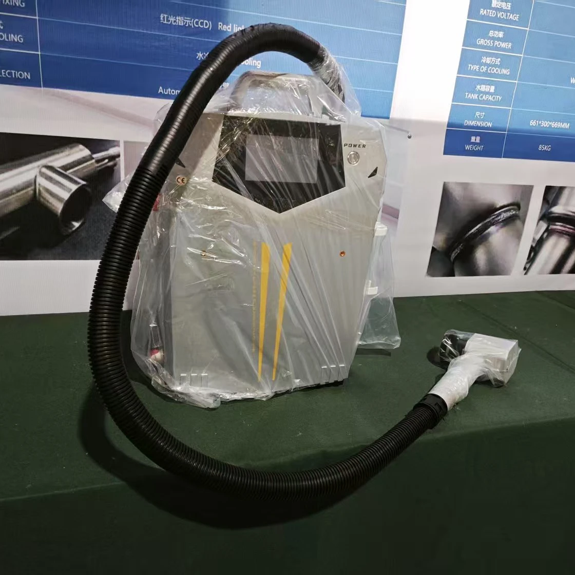 Pulse Fiber Laser Cleaning Machines Battery Included Equipment for Metal Wood Paint Rust Removal New Condition
Pulse Fiber Laser Cleaning Machines Battery Included Equipment for Metal Wood Paint Rust Removal New Condition