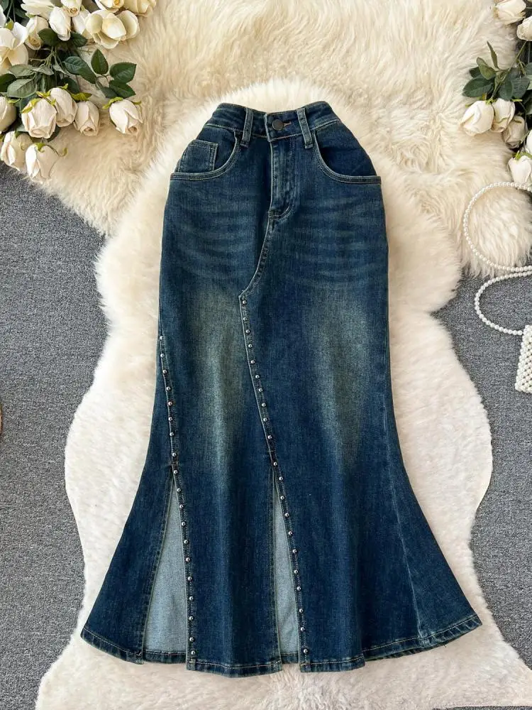 2023 New Women's Rivet Denim Split Long Skirt High Waist Blue Mermaid Jeans Skirts Female A-line Wrapped Hip Fishtail Skirt Chic
2023 New Women's Rivet Denim Split Long Skirt High Waist Blue Mermaid Jeans Skirts Female A-line Wrapped Hip Fishtail Skirt Chic