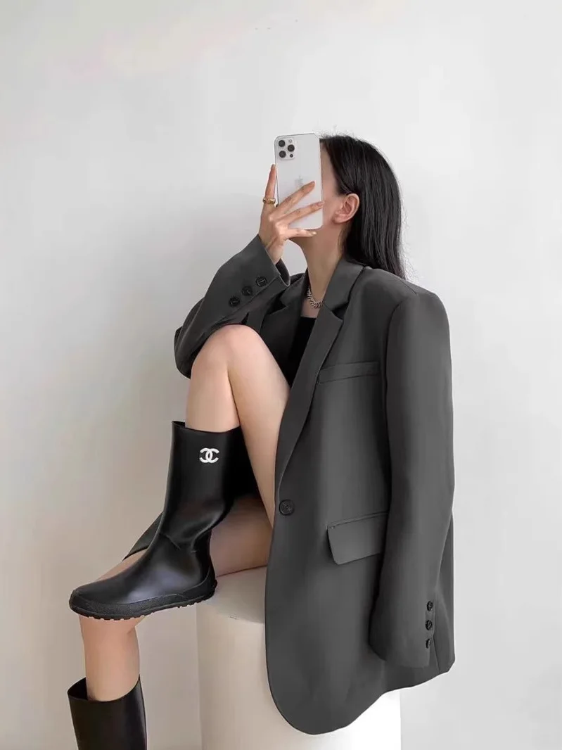 Casual Black Suit Jacket Spring Autumn Fashionable Korean Style Commute Friendly Breathable Polyester Women's Coat
Casual Black Suit Jacket Spring Autumn Fashionable Korean Style Commute Friendly Breathable Polyester Women's Coat