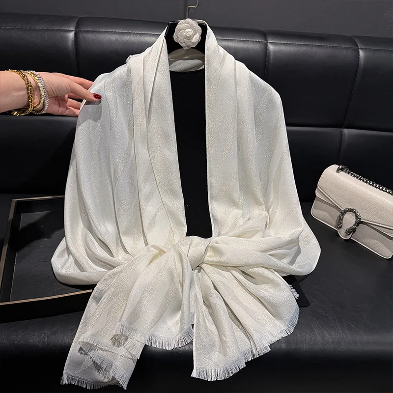 2026 New Fashion High-end Silk Scarf Printed Dust-proof Shawl Women's Scarf Tencel Cotton Skin-friendly Gold Silk Scarf Scarf
2026 New Fashion High-end Silk Scarf Printed Dust-proof Shawl Women's Scarf Tencel Cotton Skin-friendly Gold Silk Scarf Scarf