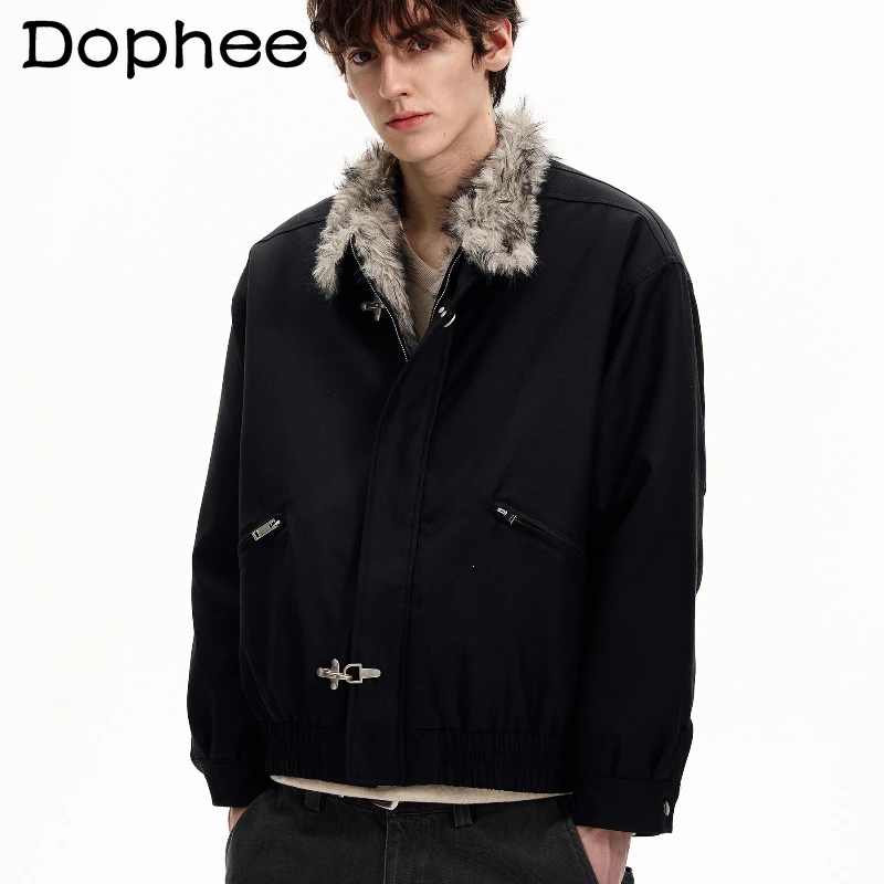 Men Women 2025 Winter New Thickened Airplane Buckle Faux Fur Collar Parkas Long Sleeve Solid Color Multi Zipper Design Parkas
Men Women 2025 Winter New Thickened Airplane Buckle Faux Fur Collar Parkas Long Sleeve Solid Color Multi Zipper Design Parkas