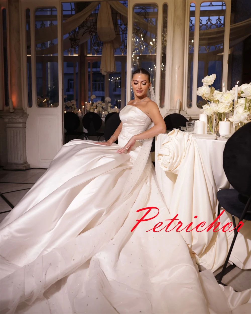 Customized High Quality White Satin Wedding Dress Temperament Strapless Bridal Gowns Chapel Train Mermaid Open Back Dress
Customized High Quality White Satin Wedding Dress Temperament Strapless Bridal Gowns Chapel Train Mermaid Open Back Dress