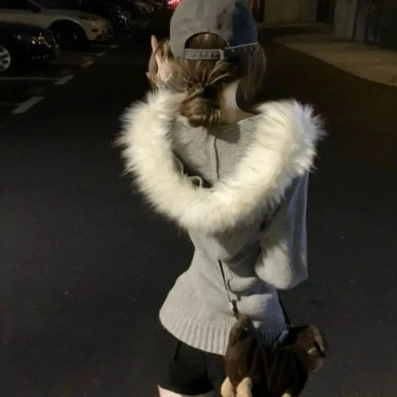 Fashion Simple Gray Fur Collar Knitted Hooded Sweater Women Winter Retro Warm Slim Harajuku Casual Versatile Knitted Sweater
Fashion Simple Gray Fur Collar Knitted Hooded Sweater Women Winter Retro Warm Slim Harajuku Casual Versatile Knitted Sweater