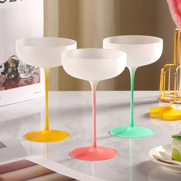 New Macaron Candy Color Dessert Cup Ice Cream Cup High Value Crystal Glass Cocktail Cup
New Macaron Candy Color Dessert Cup Ice Cream Cup High Value Crystal Glass Cocktail Cup