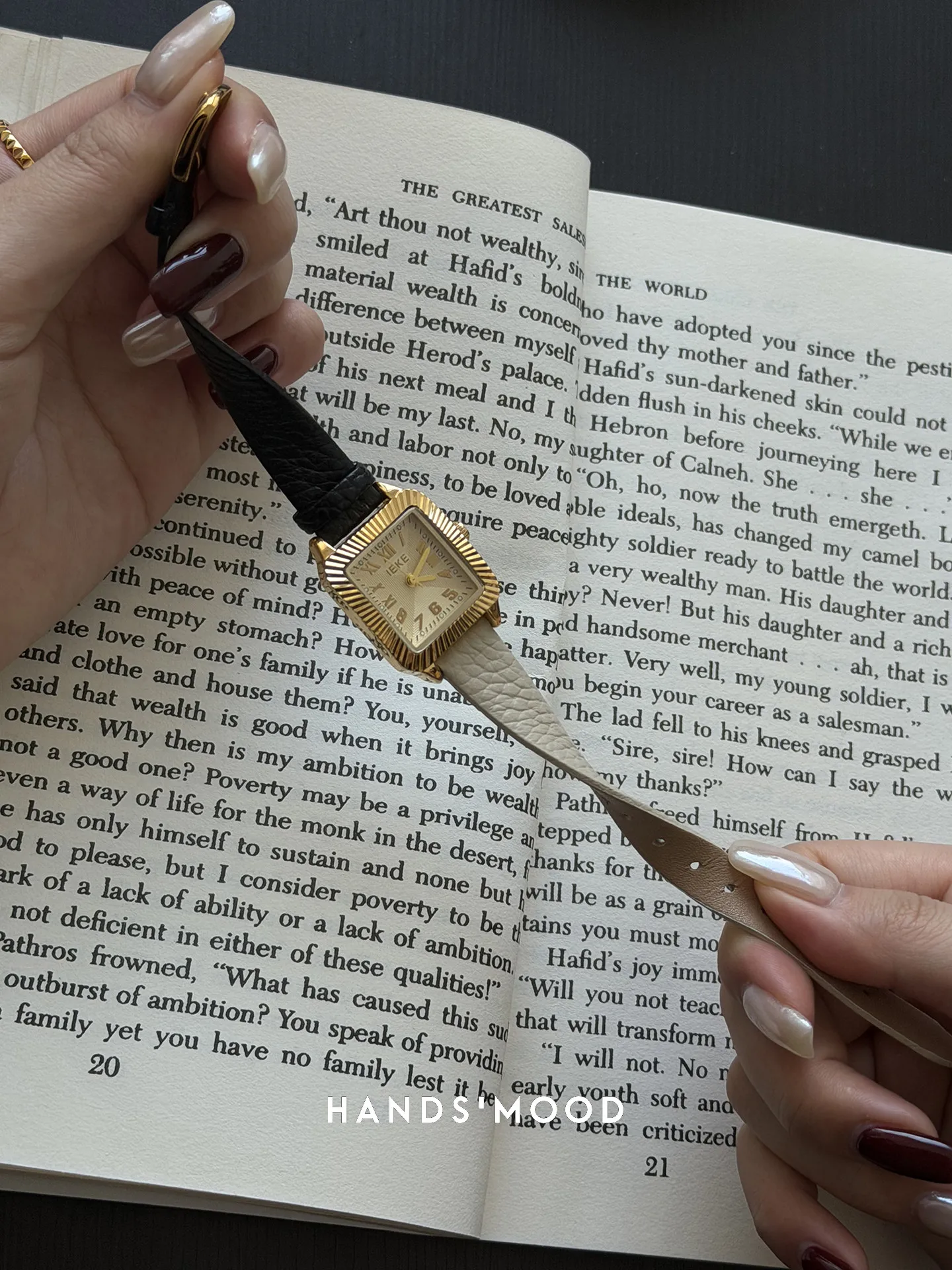 New Design Leather Strap Square Dial Fashion Quartz Watch For Women High-Quality Wristwatch, A Perfect Gift For Your Girlfriend.
New Design Leather Strap Square Dial Fashion Quartz Watch For Women High-Quality Wristwatch, A Perfect Gift For Your Girlfriend.