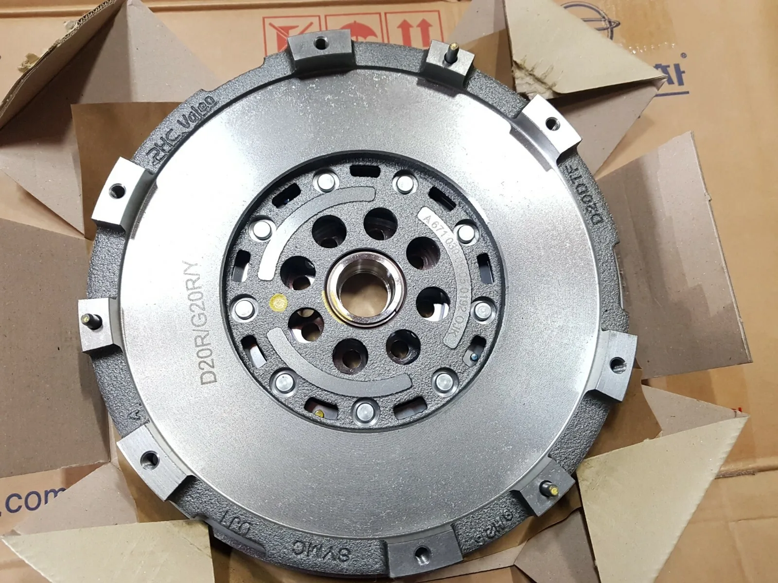 Dual Mass Flywheel for KORANDO SPORTS,REXTON,TURISMO +D20DTR #6710300605
Dual Mass Flywheel for KORANDO SPORTS,REXTON,TURISMO +D20DTR #6710300605