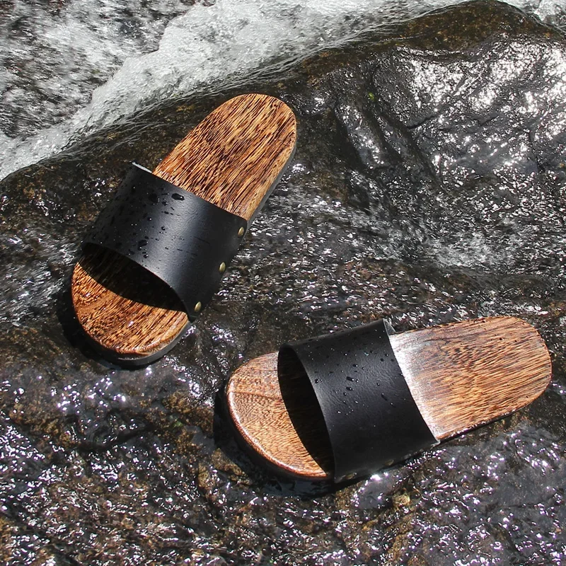 Men's Summer Slippers Wooden Bottom Flip Flops Anti-sweat Anti-odor Cool Beach Slippers Male Clogs
Men's Summer Slippers Wooden Bottom Flip Flops Anti-sweat Anti-odor Cool Beach Slippers Male Clogs