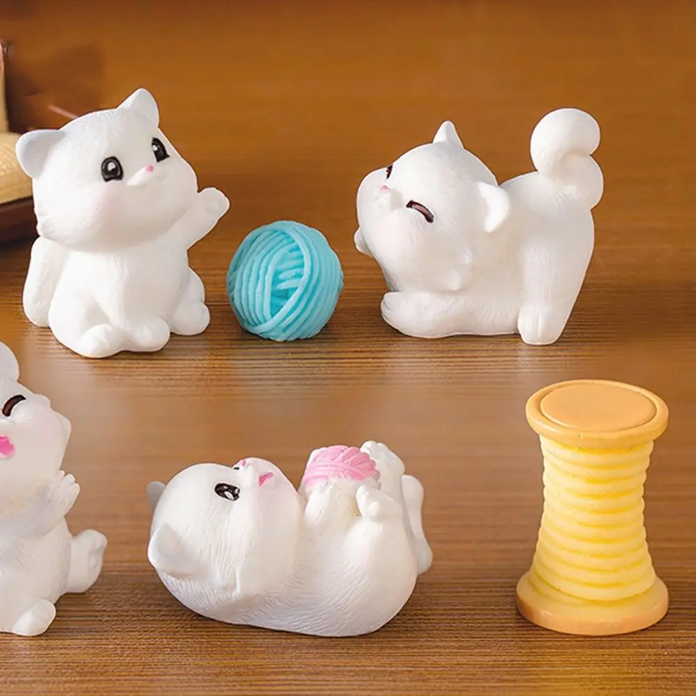 Gift Cute Mini Cat Figurines Resin Crafts Cartoon Cat Statue DIY Kitten Figurines Miniature Home Office Desktop Decor
Gift Cute Mini Cat Figurines Resin Crafts Cartoon Cat Statue DIY Kitten Figurines Miniature Home Office Desktop Decor