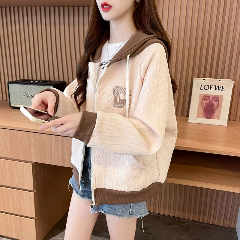 Spring Autumn Short Hooded Jacket Women's Casual Patchwork Color Block Middle School Student Sweatshirt Loose Fit Organic Cotton
Spring Autumn Short Hooded Jacket Women's Casual Patchwork Color Block Middle School Student Sweatshirt Loose Fit Organic Cotton