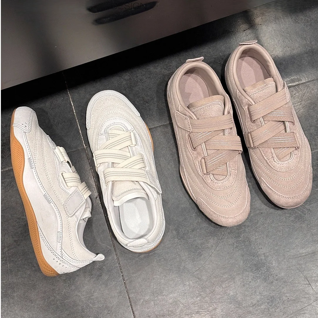 Кожаная версия в стиле ретро, спортивная обувь в балетном стиле 2021, повседневная обувь с французской волшебной лентой для женщин, туфли с резиновым верхом и сеткой
Кожаная версия в стиле ретро, спортивная обувь в балетном стиле 2021, повседневная обувь с французской волшебной лентой для женщин, туфли с резиновым верхом и сеткой