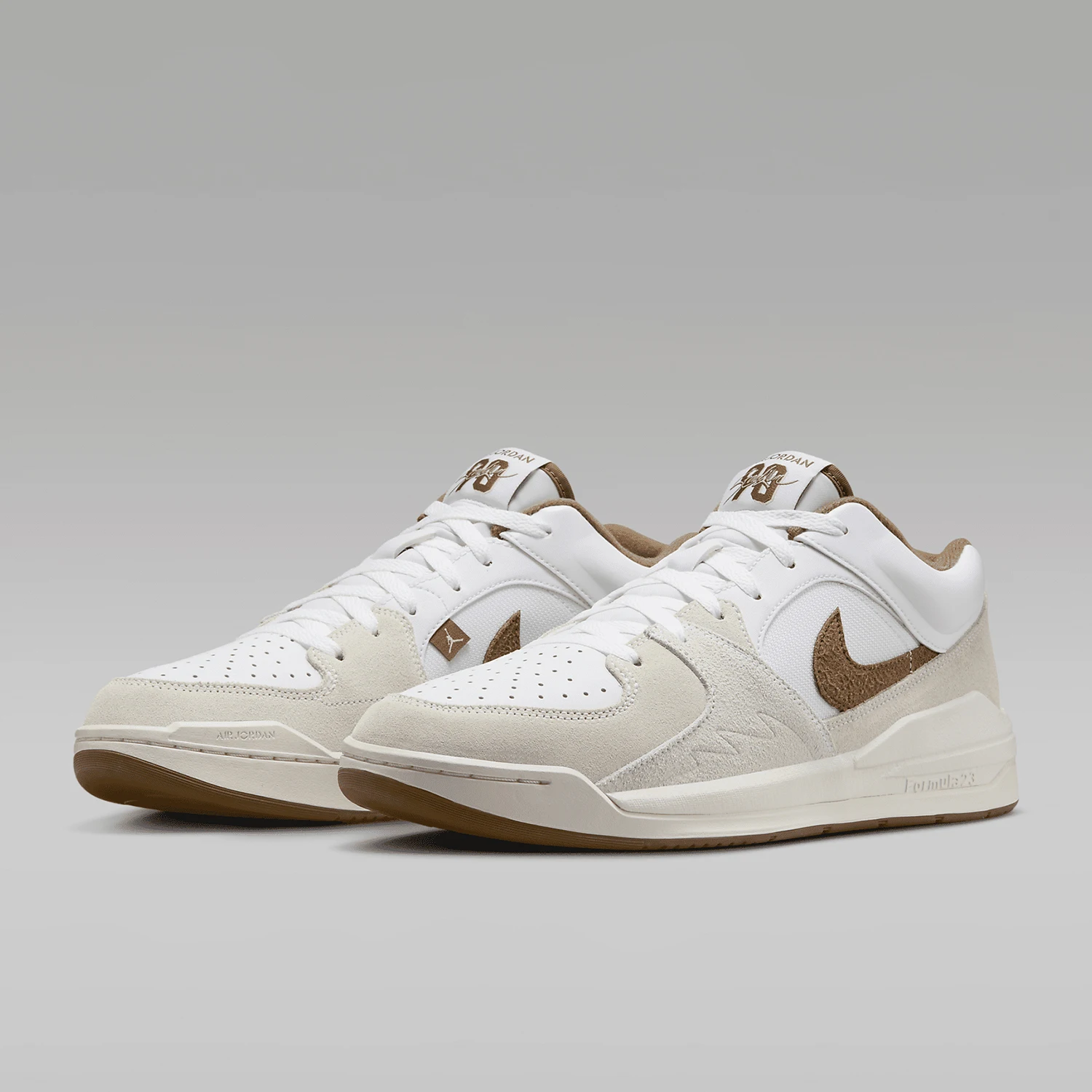 Nike genuine JORDAN men's retro cushioned and durable sports basketball shoes DX4397-121
Nike genuine JORDAN men's retro cushioned and durable sports basketball shoes DX4397-121