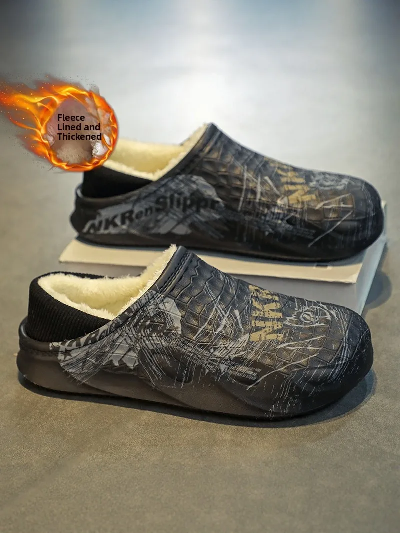 Thick Bottom Home Slippers Men's Cotton Fleece Lined Warm Anti-slip Winter Outdoor Wear Large Size with Heel EVA Material
Thick Bottom Home Slippers Men's Cotton Fleece Lined Warm Anti-slip Winter Outdoor Wear Large Size with Heel EVA Material