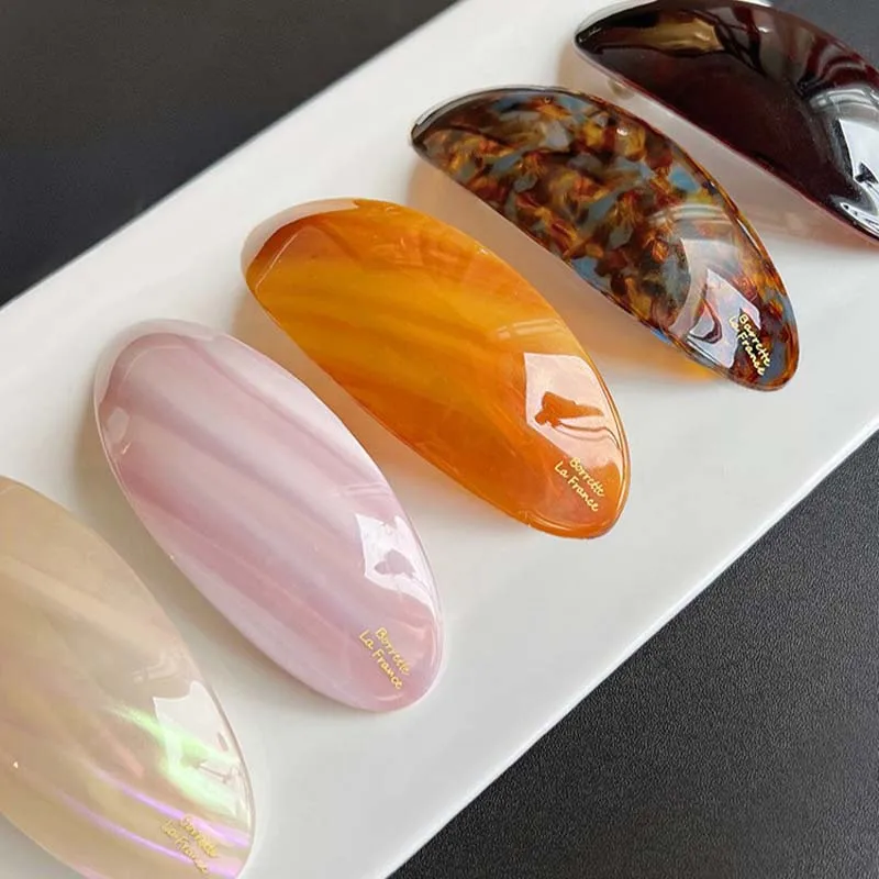 Vintage Acetic Acid Oval Hair Clip for Women Girls Korean Large Spoon Clip Spring Clip Hair Clip Top Clip Hair Accessories
Vintage Acetic Acid Oval Hair Clip for Women Girls Korean Large Spoon Clip Spring Clip Hair Clip Top Clip Hair Accessories