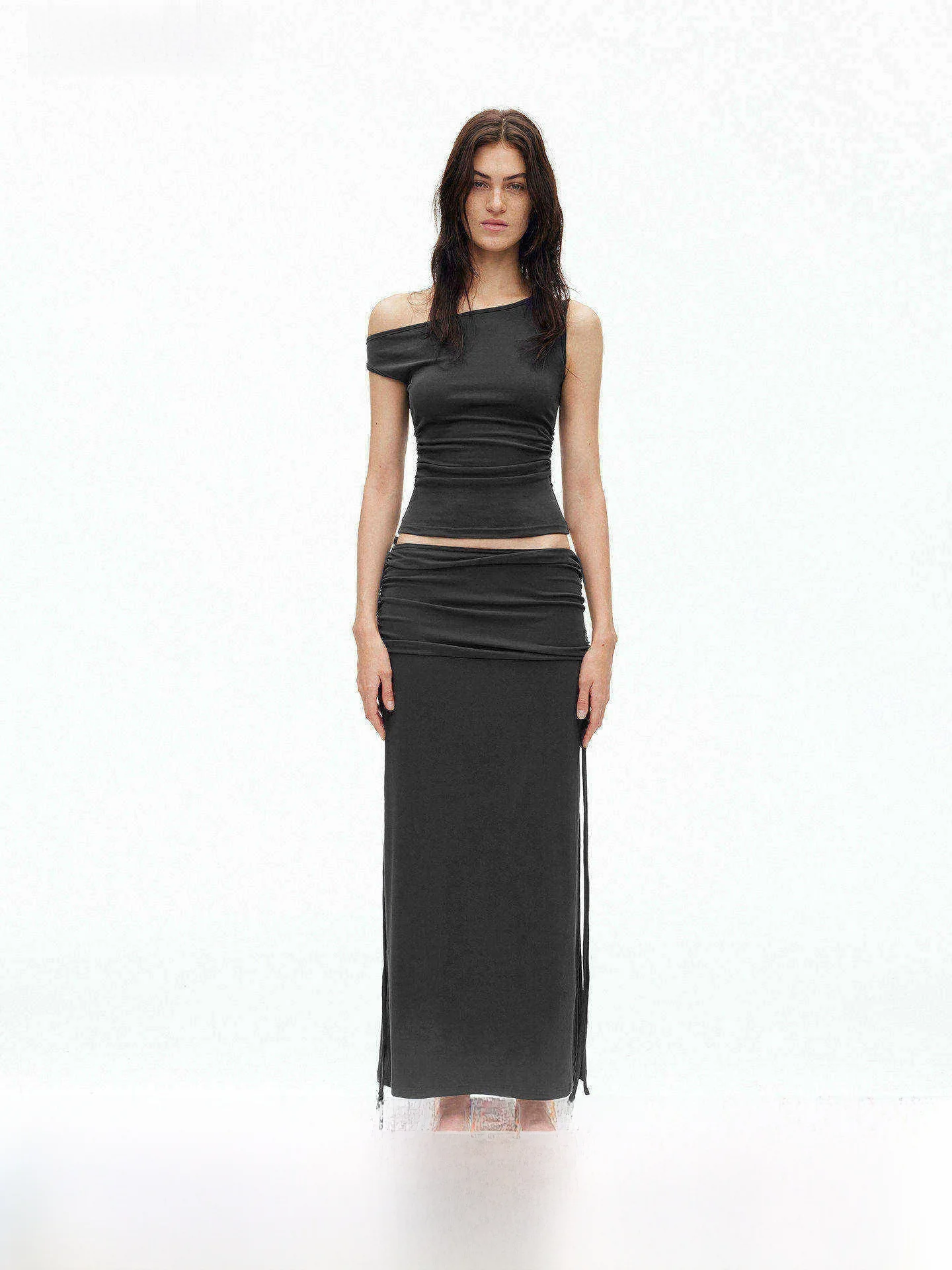 AFTADAWN Slim Fit Modal Top with Asymmetrical Shoulder And Gathered Lightweight Split Midi Skirt Fashionable Vintage Style Wo...
AFTADAWN Slim Fit Modal Top with Asymmetrical Shoulder And Gathered Lightweight Split Midi Skirt Fashionable Vintage Style Wo...