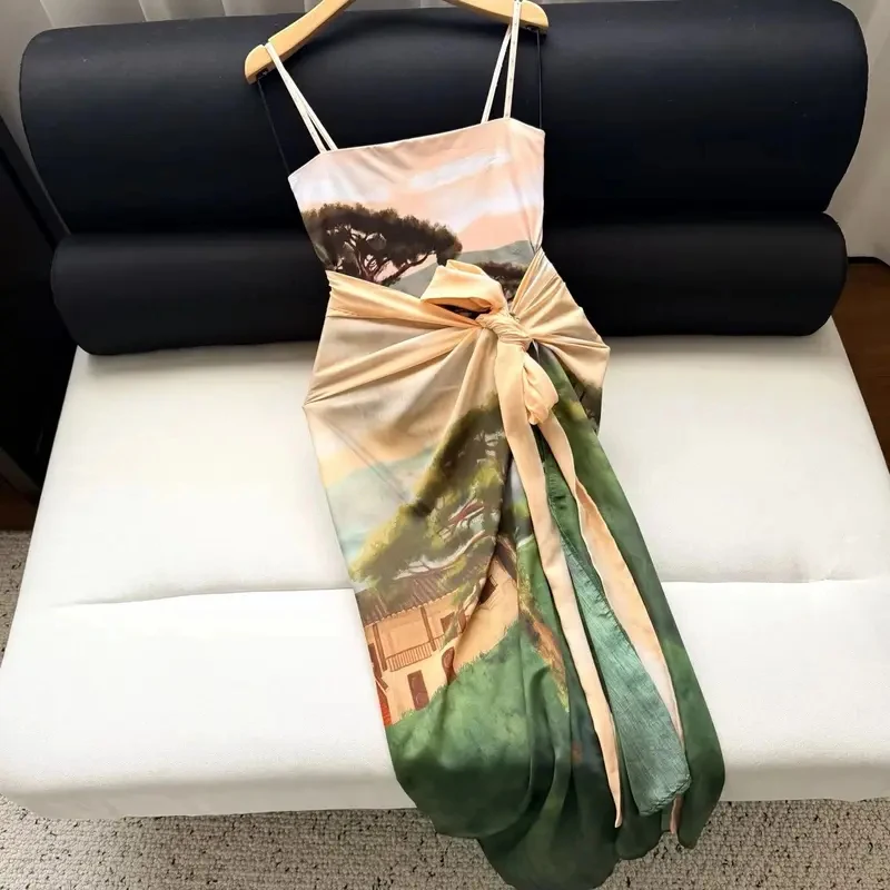 Women Printed 2 Piece Set Square Collar Sleeveless Top & Lace-up High Waist Silk Cotton lace-up Straight Maxi Skirt
Women Printed 2 Piece Set Square Collar Sleeveless Top & Lace-up High Waist Silk Cotton lace-up Straight Maxi Skirt