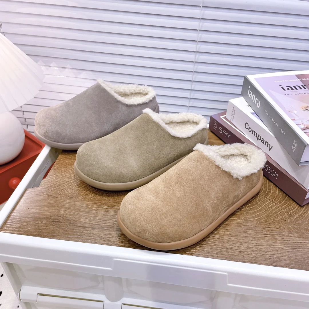 Winter 2024 New Women's Snow Boot Slippers Cashmere Material Warm and Thick Semi-slipper Style Cotton Shoes (Women)
Winter 2024 New Women's Snow Boot Slippers Cashmere Material Warm and Thick Semi-slipper Style Cotton Shoes (Women)