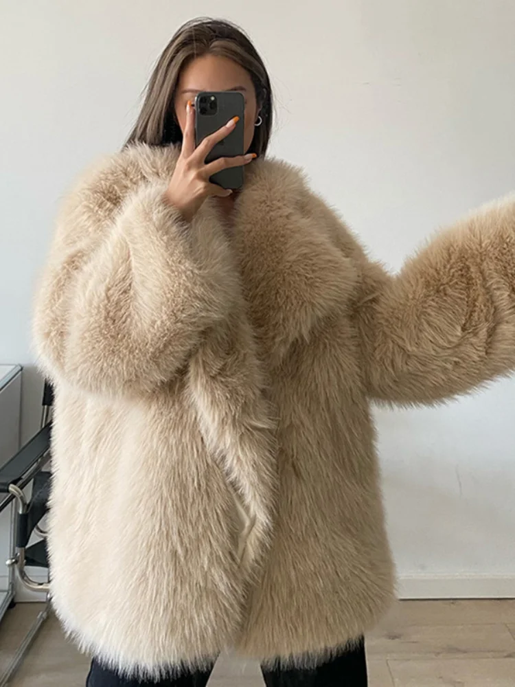 2025 Winter Lapel Fake Fur Coat Women Fashion Fluffy Full Sleeve Warm Loose Short Jackets Casual Lady Daily Commuter Outerwears
2025 Winter Lapel Fake Fur Coat Women Fashion Fluffy Full Sleeve Warm Loose Short Jackets Casual Lady Daily Commuter Outerwears