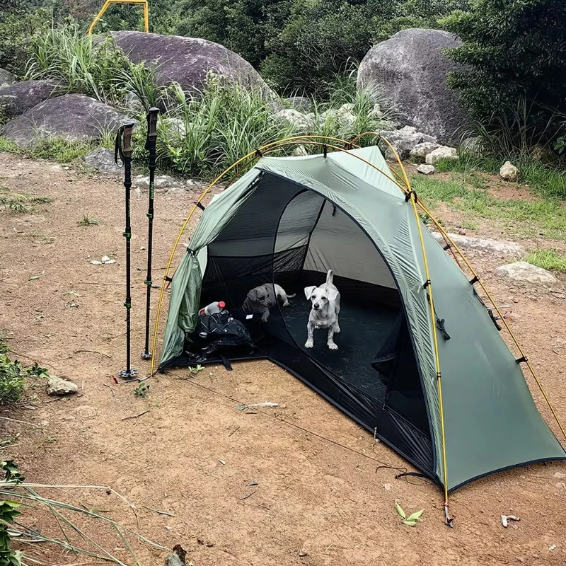 Ultra light camping single tent with 10D nylon dual silicon coating, one person hiking backpack tent
Ultra light camping single tent with 10D nylon dual silicon coating, one person hiking backpack tent