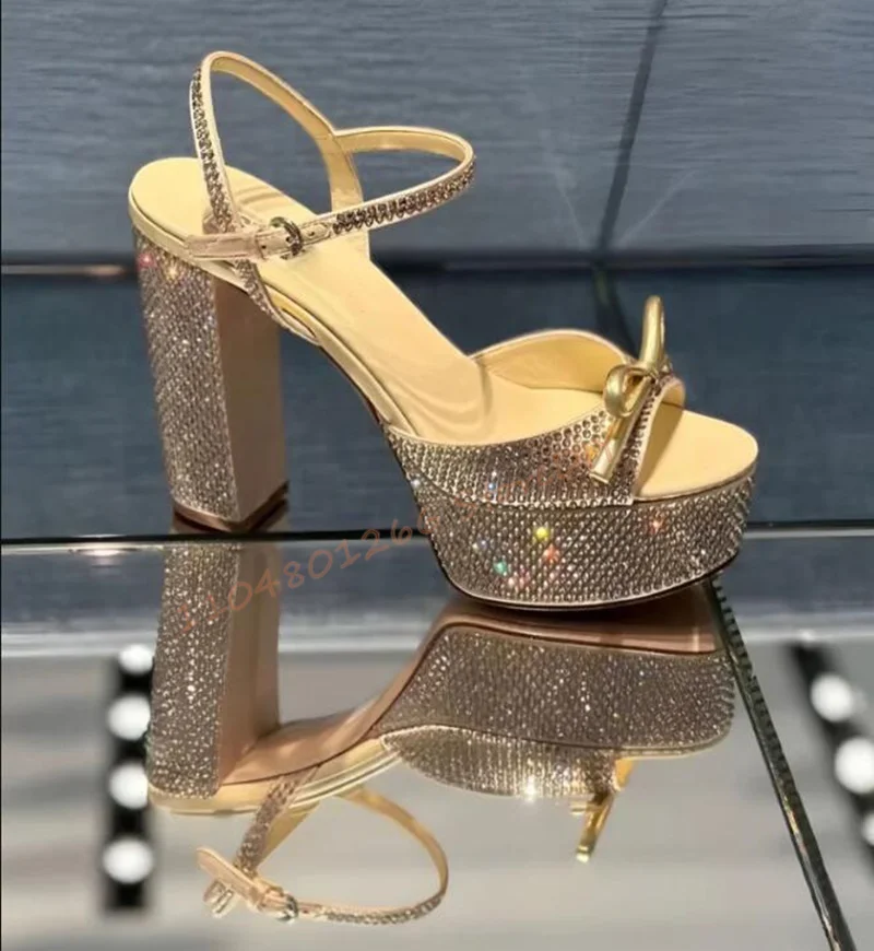 Metallic Gold Leather Bow Detail Platform Gold Satin High Block Heel Slim Ankle Strap Sandals Women High Heel Summer Shoes
Metallic Gold Leather Bow Detail Platform Gold Satin High Block Heel Slim Ankle Strap Sandals Women High Heel Summer Shoes