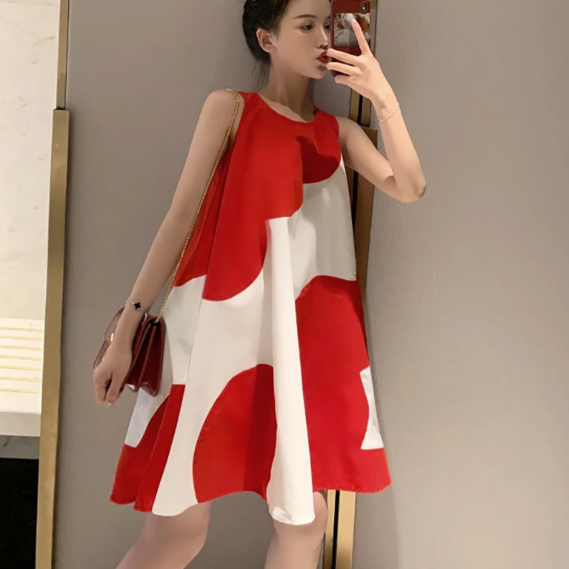 Fashion O-Neck Spliced Loose Sweet Sleeveless Dress Female Clothing 2025 Summer New Oversized Young Style Casual Dresses
Fashion O-Neck Spliced Loose Sweet Sleeveless Dress Female Clothing 2025 Summer New Oversized Young Style Casual Dresses