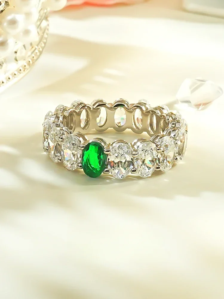 100% 925 Sterling Silver Egg-shaped Diamond Ring High Carbon Diamond Small Wedding Jewelry Wholesale
100% 925 Sterling Silver Egg-shaped Diamond Ring High Carbon Diamond Small Wedding Jewelry Wholesale