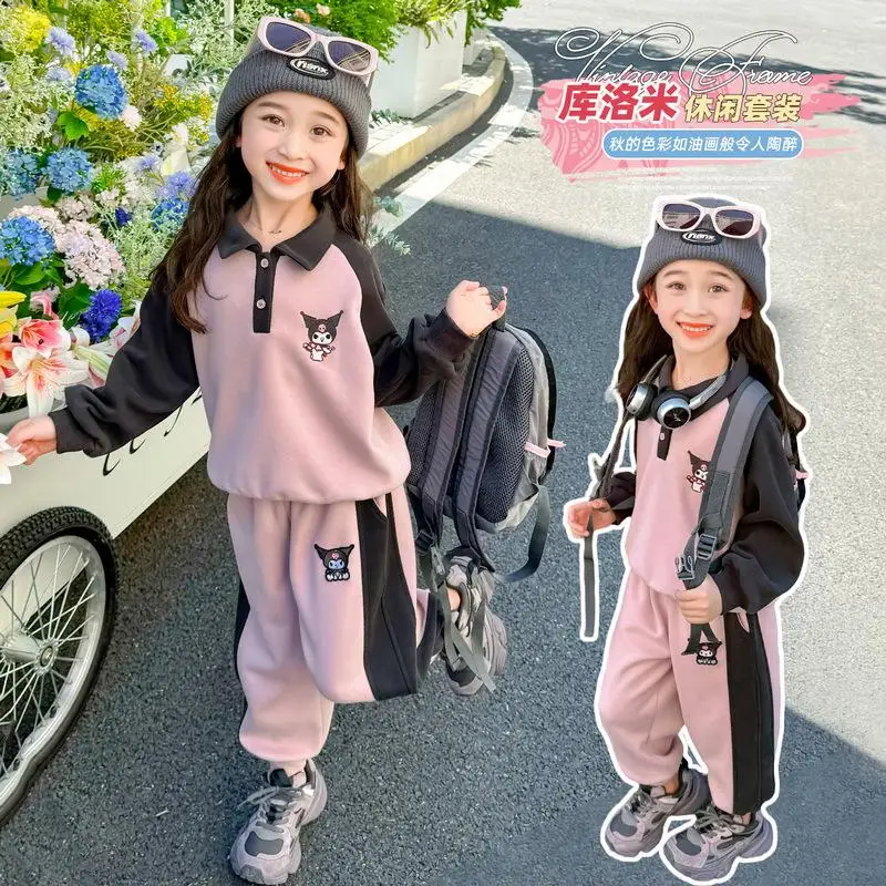 Sanrio комплект пальто с лацканами для девочек Kuromi Kawaii, модный студенческий осенний спортивный костюм, спортивный костюм, брюки, повседневный детский комплект, новый стиль
Sanrio комплект пальто с лацканами для девочек Kuromi Kawaii, модный студенческий осенний спортивный костюм, спортивный костюм, брюки, повседневный детский комплект, новый стиль