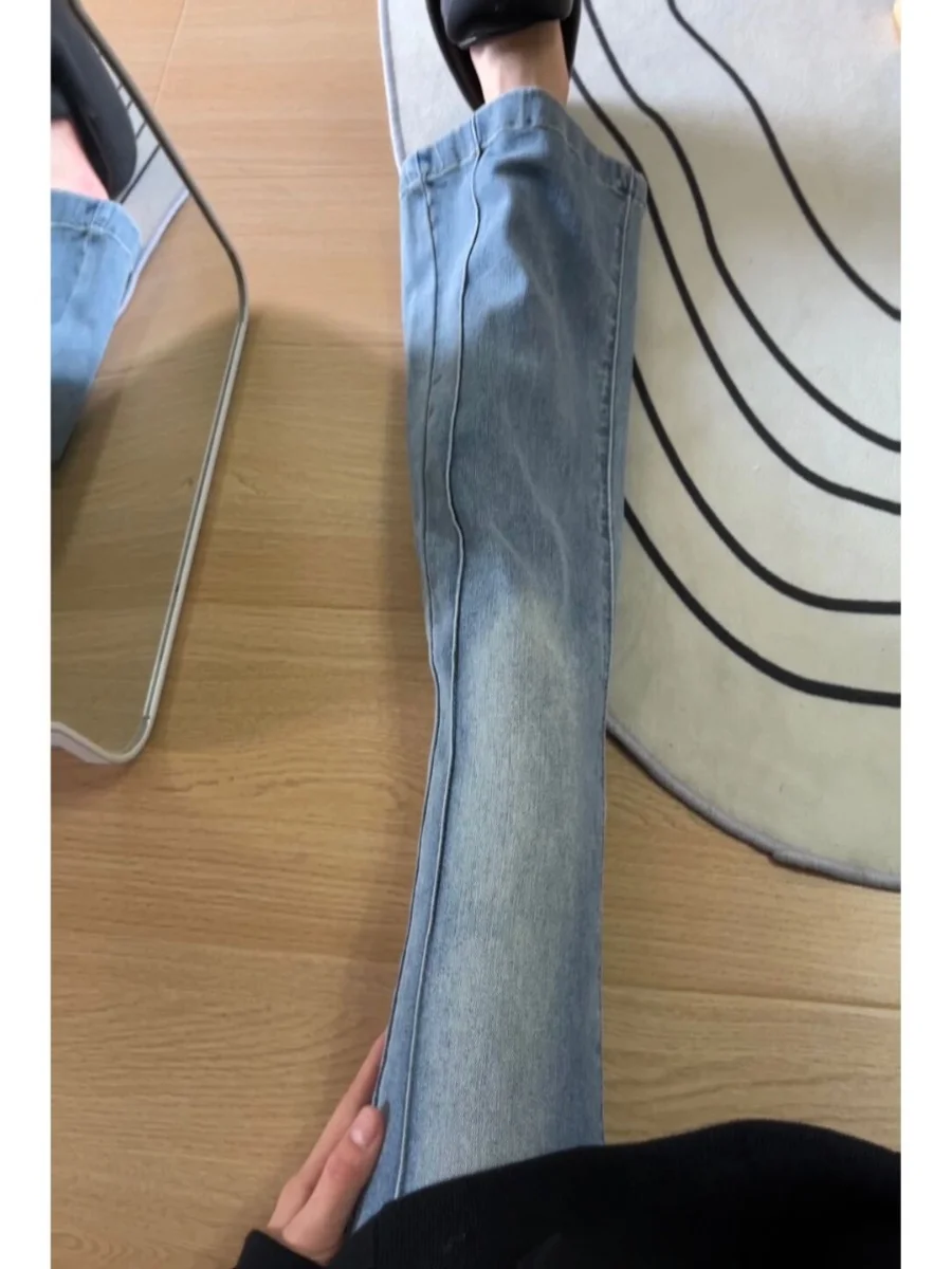High Waist Bell Bottom Denim Jeans Women's Loose Fit Vintage Design Casual Trousers Floor Length Slimming Effect
High Waist Bell Bottom Denim Jeans Women's Loose Fit Vintage Design Casual Trousers Floor Length Slimming Effect