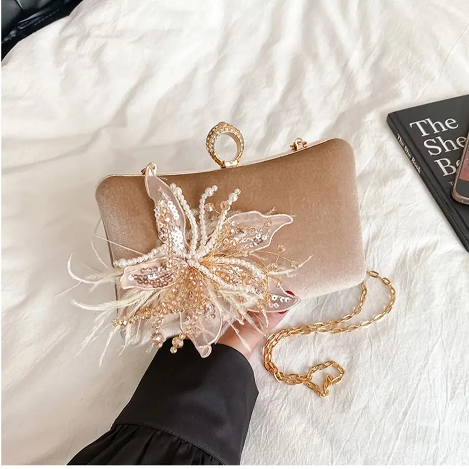 Fashion Light Luxury Beaded Flower Evening Bag Women's 2026 New European American Versatile Crossbody Handbag Chain Shoulder Bag
Fashion Light Luxury Beaded Flower Evening Bag Women's 2026 New European American Versatile Crossbody Handbag Chain Shoulder Bag