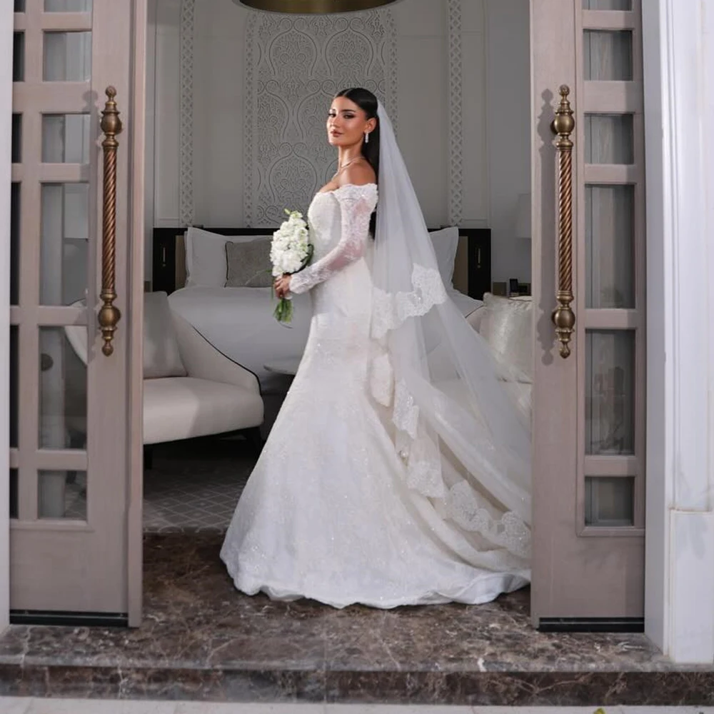 Customized Boat Neck White Wedding Dress ILLUSION Full Lace Sleeves Sweep Train Bride Gown Mermaid Floor Length Special Dress
Customized Boat Neck White Wedding Dress ILLUSION Full Lace Sleeves Sweep Train Bride Gown Mermaid Floor Length Special Dress
