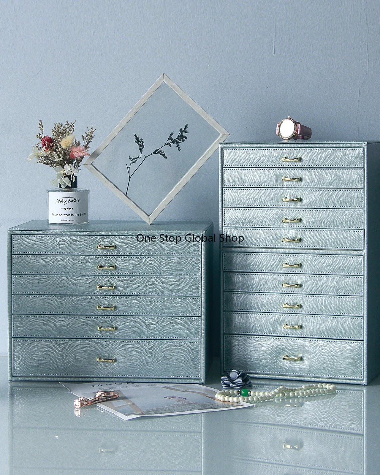 A Large Jewelry Storage Box for Women 10 Drawers Big Jewelry Organizer Necklace Ring Bracelet Watch Collection Box for Gifts
A Large Jewelry Storage Box for Women 10 Drawers Big Jewelry Organizer Necklace Ring Bracelet Watch Collection Box for Gifts
