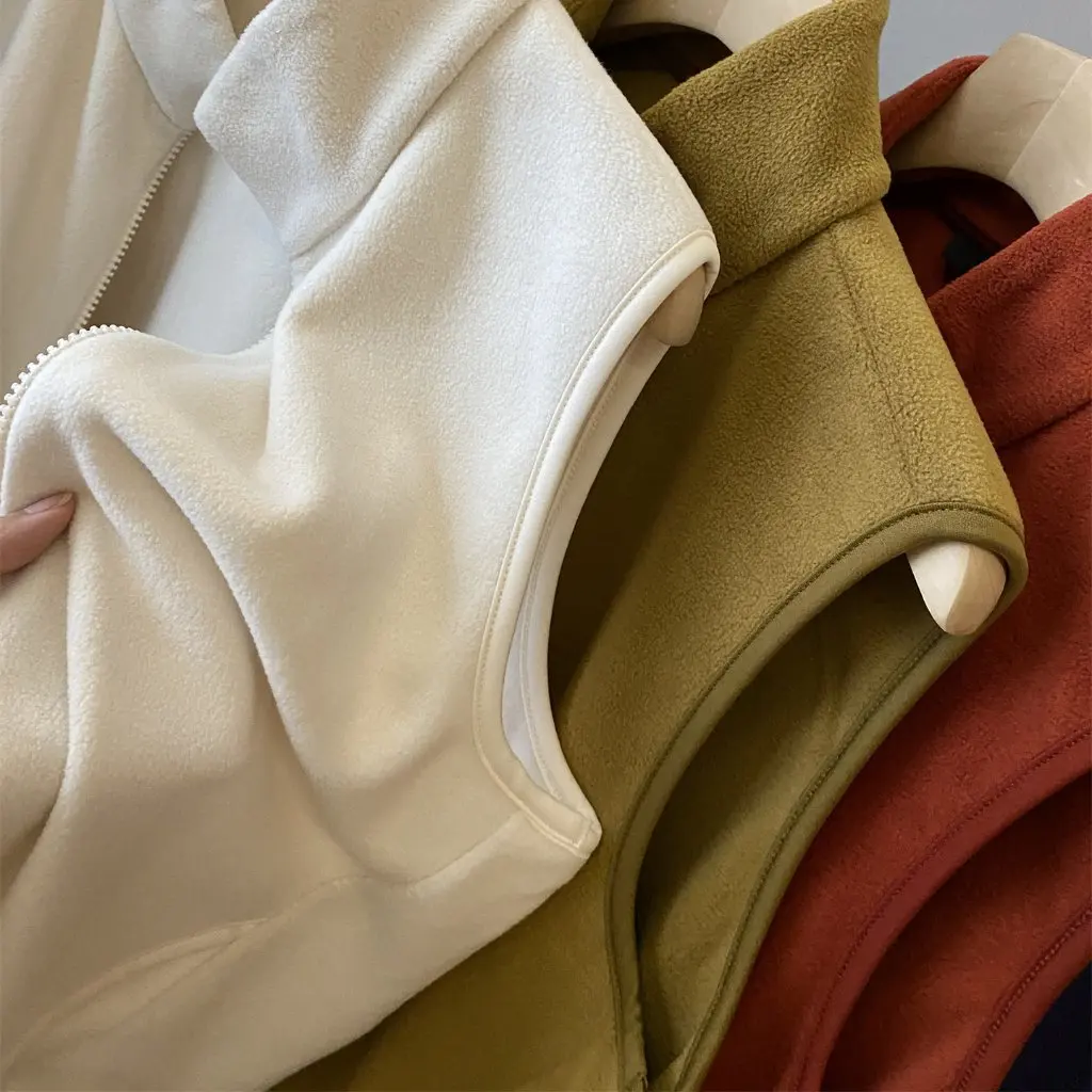 Новый повседневный флисовый жилет на осень, однотонный универсальный жилет с вертикальным воротником для любителей F101419 
Новый повседневный флисовый жилет на осень, однотонный универсальный жилет с вертикальным воротником для любителей F101419