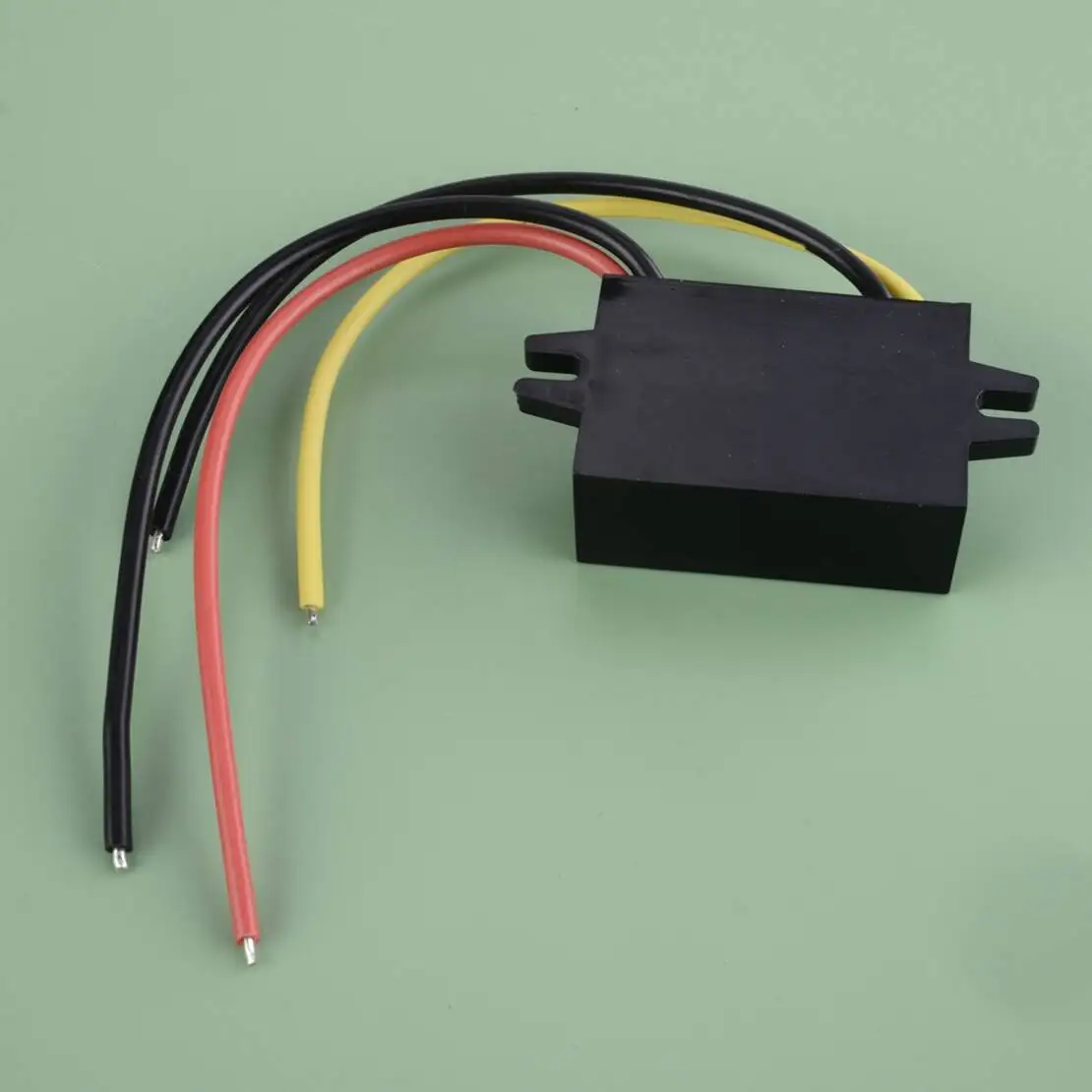 Модуль регулятора преобразователя напряжения постоянного тока от 12 В до 24 В, 2 А
Модуль регулятора преобразователя напряжения постоянного тока от 12 В до 24 В, 2 А