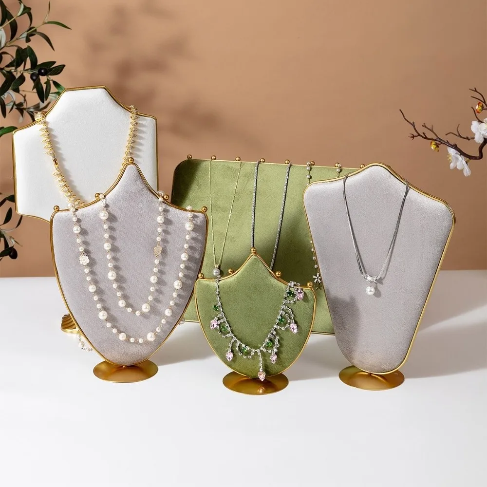 New Velvet Jewelry Display Stand Cloth Double-Sided Necklace Organizer Green Necklace Shelf Jewelry Shop Window
New Velvet Jewelry Display Stand Cloth Double-Sided Necklace Organizer Green Necklace Shelf Jewelry Shop Window