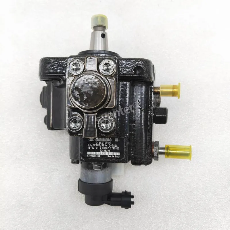 Original Engine CR/CP1H3/R85/10-89S Fuel Pump 12625221 0445010259
Original Engine CR/CP1H3/R85/10-89S Fuel Pump 12625221 0445010259