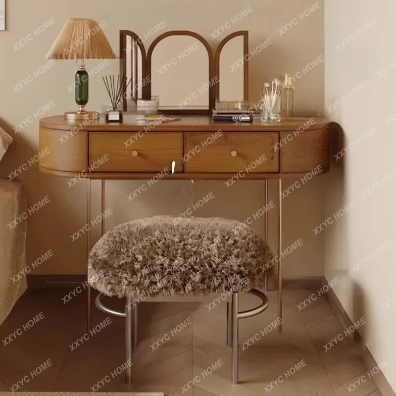 Retro Style Dresser Antique Makeup Table Simple Bedroom Table Furniture
Retro Style Dresser Antique Makeup Table Simple Bedroom Table Furniture