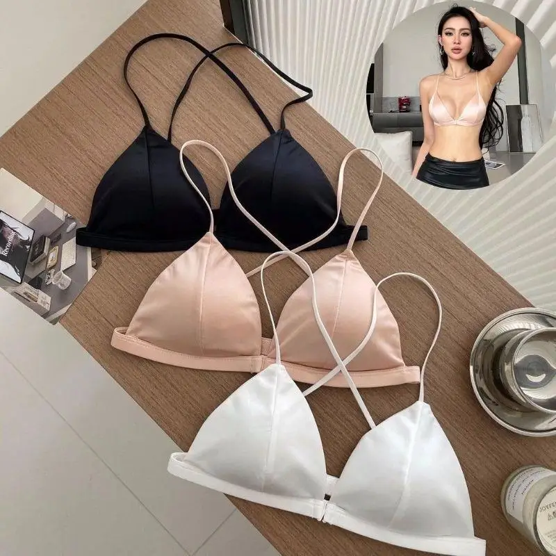 Women's French Style Bra Girl Small Flat Chest Adjustable Shoulder Strap Flat Chest Front Buckle Satin Sexy Underwear Lingerie
Women's French Style Bra Girl Small Flat Chest Adjustable Shoulder Strap Flat Chest Front Buckle Satin Sexy Underwear Lingerie