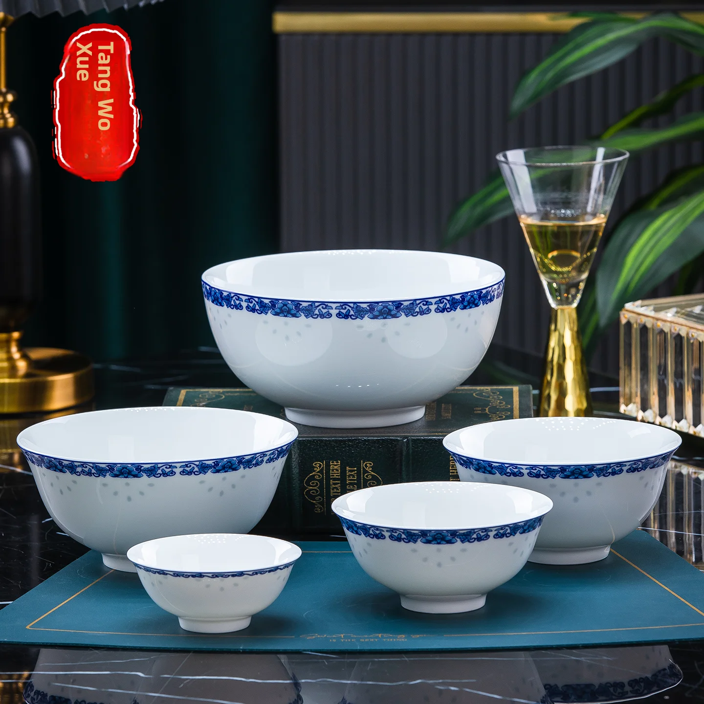 Authentic Jingdezhen High Temperature Glaze under Color Home Healthy Rice Bowl High White Porcelain Noodle Bowl Soup Bowl Mic...
Authentic Jingdezhen High Temperature Glaze under Color Home Healthy Rice Bowl High White Porcelain Noodle Bowl Soup Bowl Mic...