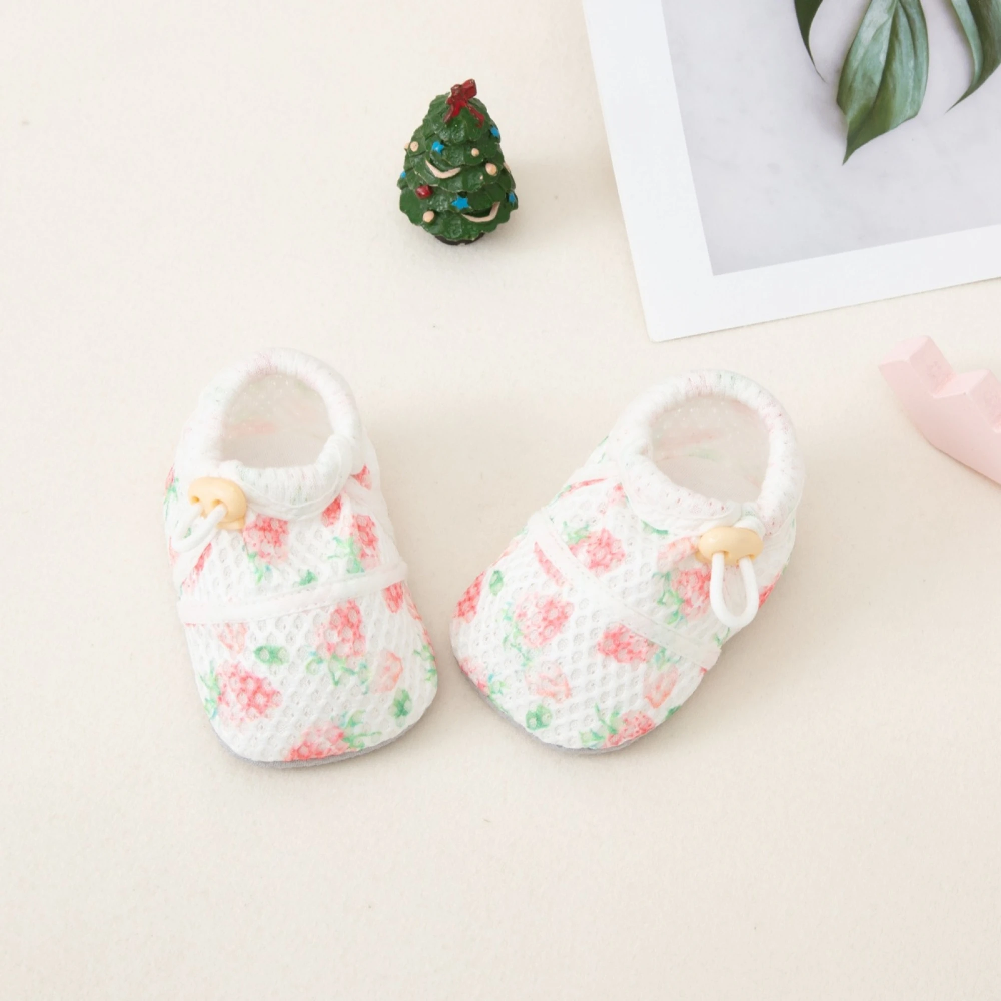 Baby First Walking Shoes Cute Cartoon Animal Design Soft Sole Non-Slip Infant Mesh Flat Shoes
Baby First Walking Shoes Cute Cartoon Animal Design Soft Sole Non-Slip Infant Mesh Flat Shoes