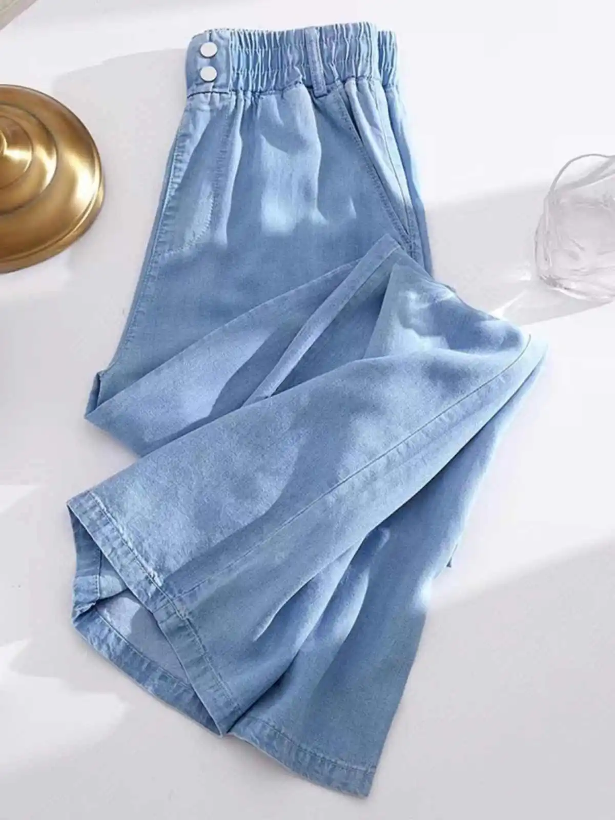 S-3XL Summer Thin Jeans Women Elastic Waist Straight Wide Leg Trousers Casual Fashion Female Soft Breathable Pants 2025 New
S-3XL Summer Thin Jeans Women Elastic Waist Straight Wide Leg Trousers Casual Fashion Female Soft Breathable Pants 2025 New