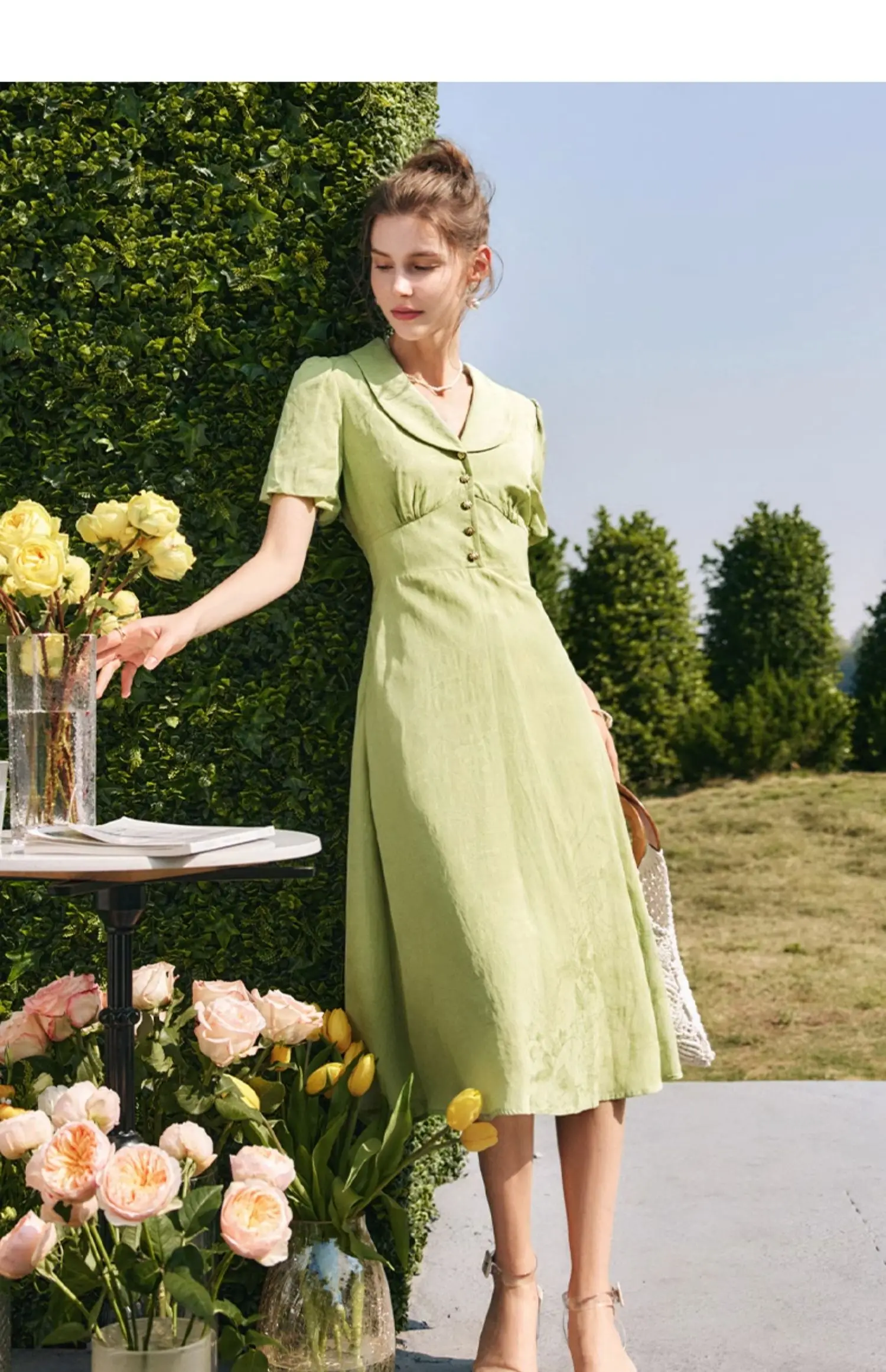 OLrain Light Green Jacquard Long Dresses 2025 Summer Puff Sleeve Peter Pan Collar A-line Button Elegant Womens Dress O22XL56923
OLrain Light Green Jacquard Long Dresses 2025 Summer Puff Sleeve Peter Pan Collar A-line Button Elegant Womens Dress O22XL56923