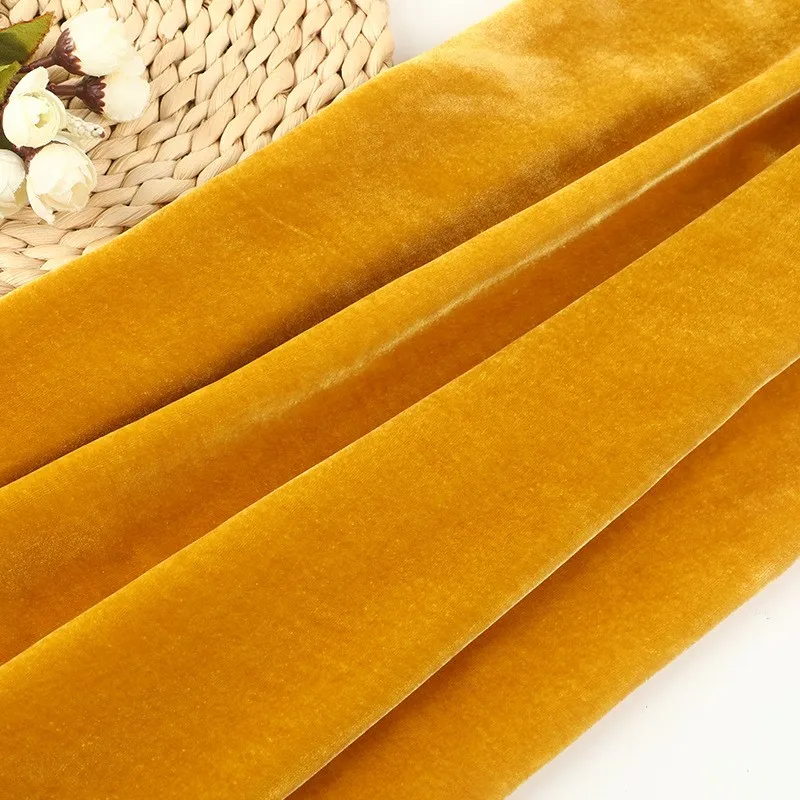 High-density silk velvet dress fabric 190G spring and summer fashion
High-density silk velvet dress fabric 190G spring and summer fashion