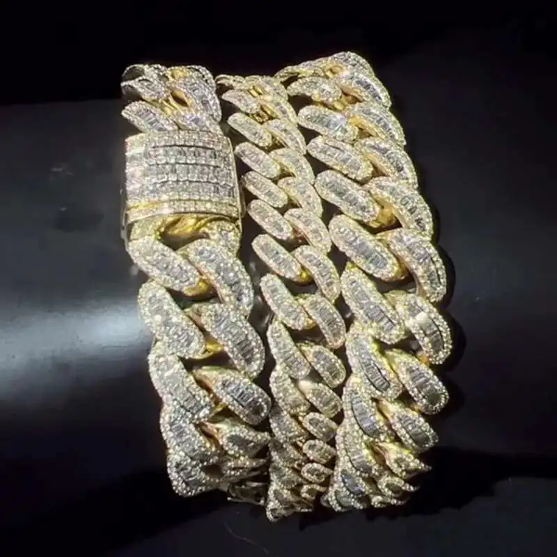 Spectacular Shine 18K Yellow Gold Plated 925 Sterling Silver 20mm Baguette Moissanite Cuban Link Chain
Spectacular Shine 18K Yellow Gold Plated 925 Sterling Silver 20mm Baguette Moissanite Cuban Link Chain