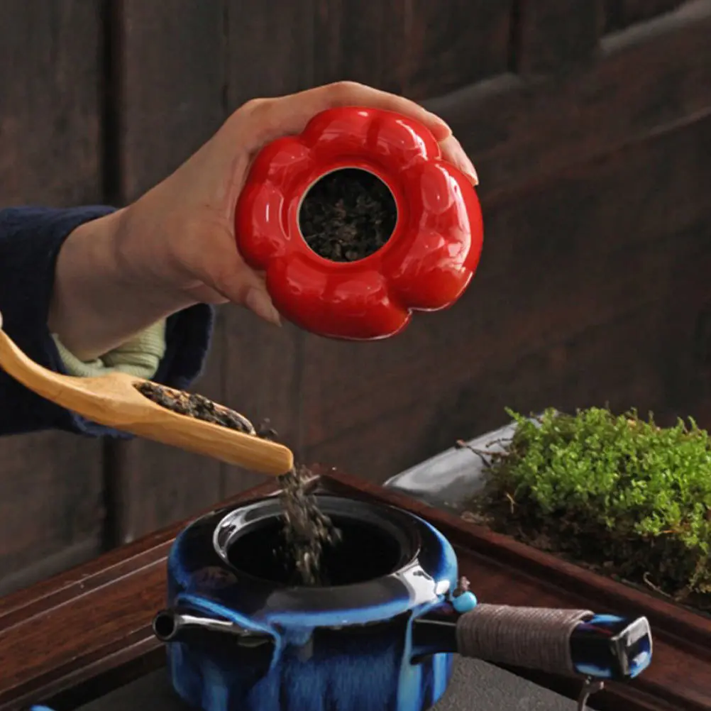 Chili Shaped Ceramic Tea Canister Jar for Kitchen Storage Food Snack Container Airtight Home Decoration Retro Style Sealing Tea
Chili Shaped Ceramic Tea Canister Jar for Kitchen Storage Food Snack Container Airtight Home Decoration Retro Style Sealing Tea