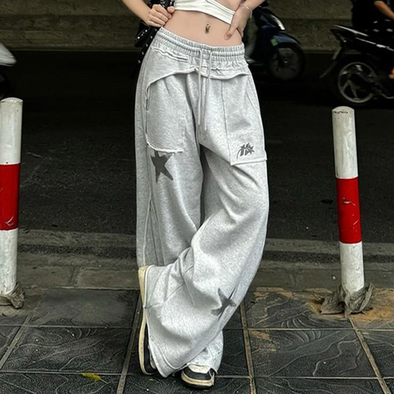 American street style star print pocket splicing casual pants for spicy girls dancing trend loose wide leg knitted pants
American street style star print pocket splicing casual pants for spicy girls dancing trend loose wide leg knitted pants