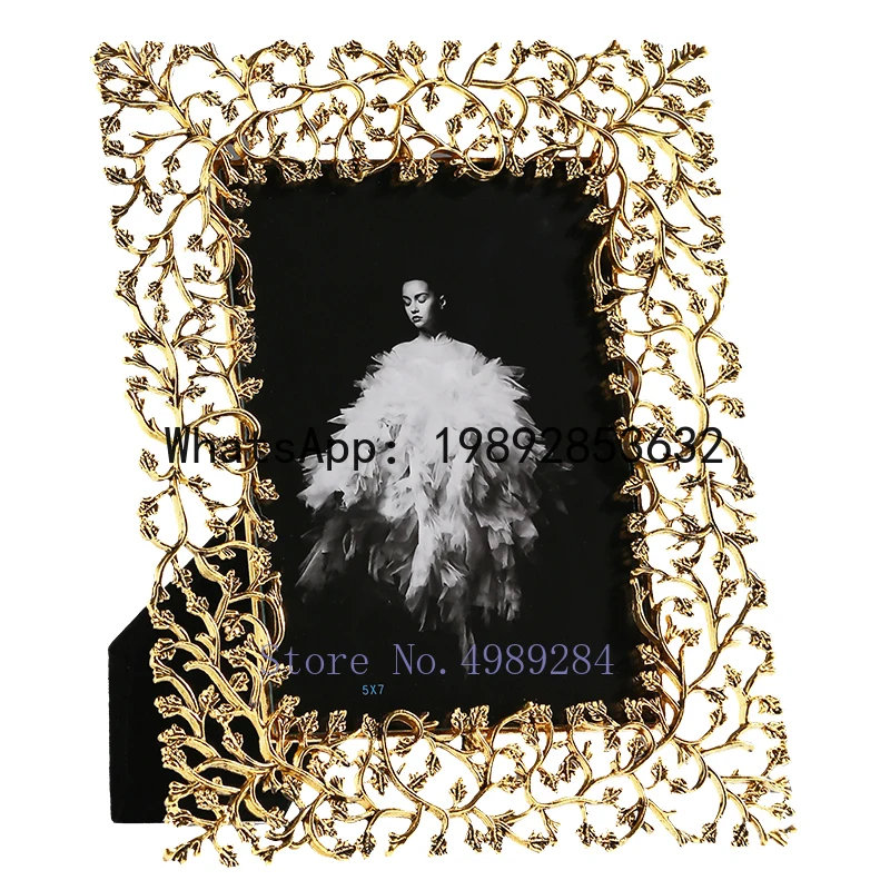 Creativity Photo Frame Metal Golden Leaves Modern Home Desktop Decoration Golden Picture Frame Storage Display Decoration
Creativity Photo Frame Metal Golden Leaves Modern Home Desktop Decoration Golden Picture Frame Storage Display Decoration