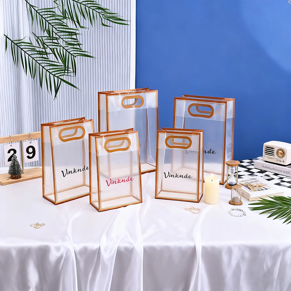 Hot Sale Customized Logo Outdoor Shopping Bags Waterproof Frosted PVC PP Tote Bag Jewelry Cosmetic Perfume Lipstick Wigs Storage
Hot Sale Customized Logo Outdoor Shopping Bags Waterproof Frosted PVC PP Tote Bag Jewelry Cosmetic Perfume Lipstick Wigs Storage