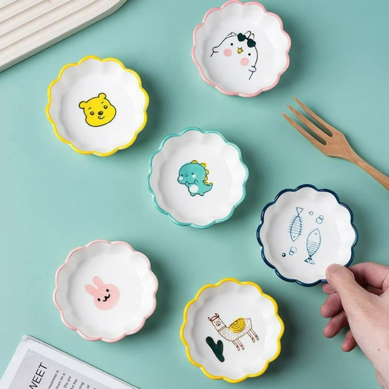 Japanese Mini Ceramic Dipping Plate Solid Color Seasoning Household Kitchen Cute Flower Shaped Snack Plate Soy Sauce Plate
Japanese Mini Ceramic Dipping Plate Solid Color Seasoning Household Kitchen Cute Flower Shaped Snack Plate Soy Sauce Plate