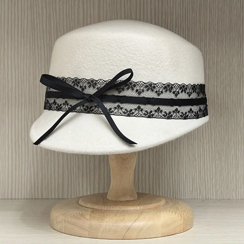 Fashion Military Style Hat Flat Top Hat for Women Winter Cap Lace Ribbon Bowknot Visor Cadet Cap Trendy Newsboy Hat Warm Hat
Fashion Military Style Hat Flat Top Hat for Women Winter Cap Lace Ribbon Bowknot Visor Cadet Cap Trendy Newsboy Hat Warm Hat