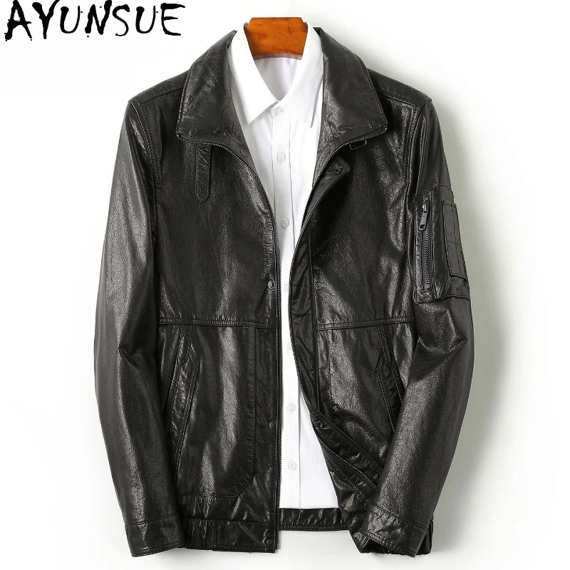 AYUNSUE High Quality Oil-waxed Calfskin Leather Coat Man Autumn Winter Genuine Leather Jacket Men Fashion Short Black Jackets
AYUNSUE High Quality Oil-waxed Calfskin Leather Coat Man Autumn Winter Genuine Leather Jacket Men Fashion Short Black Jackets
